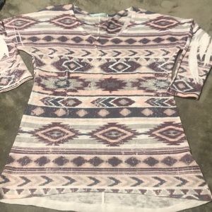 Tribal Print 3/4 Sleeve Top